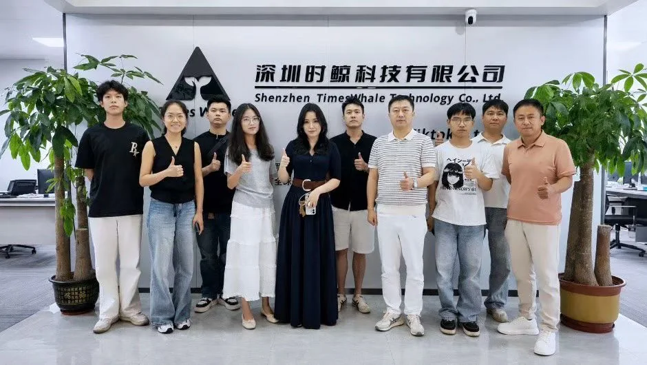 时鲸团队与现场照片:团队合影